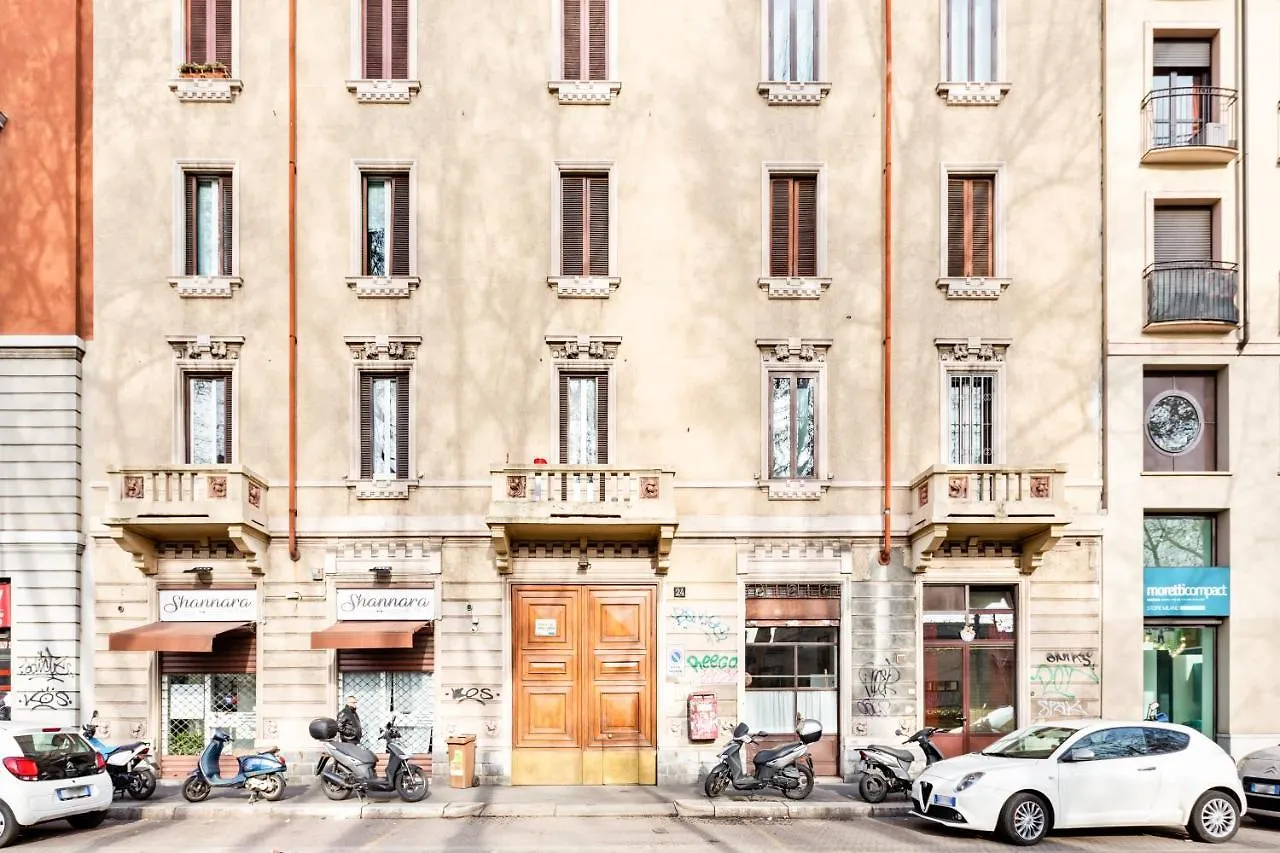 Cosy Studio Corso Lodi&Porta Romana M3 Milano